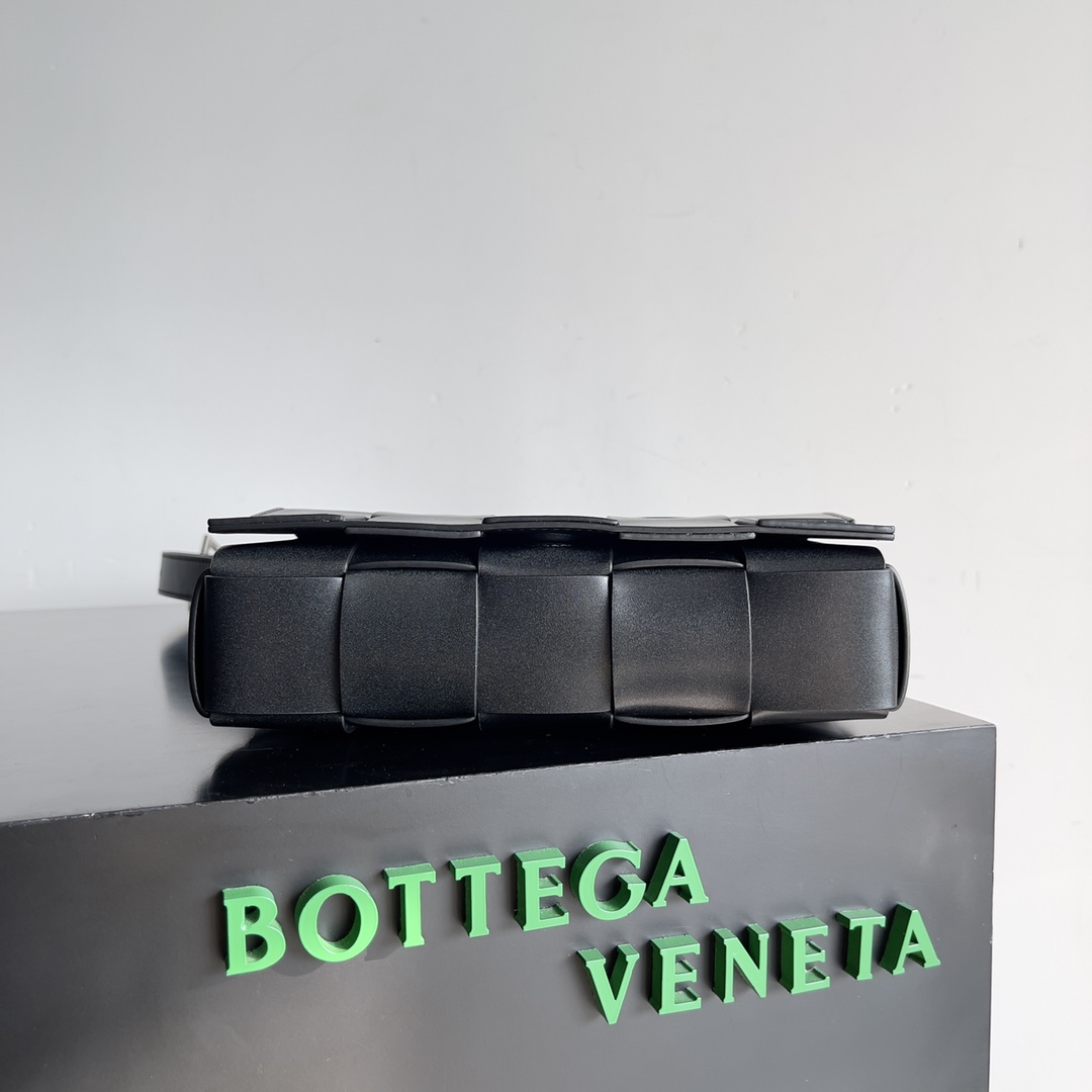 Bottega Veneta Satchel Bags